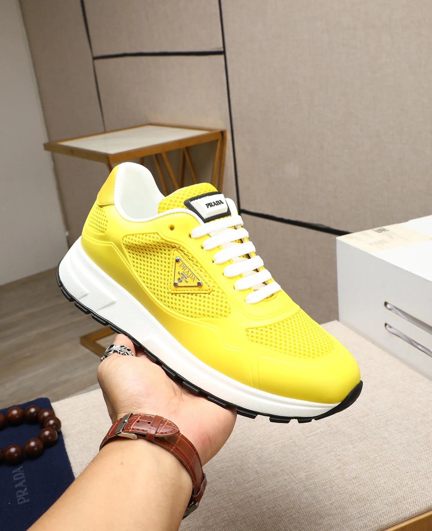 Men's shoes 💰580 [PRADA] Prada - High-end quality original order - Upper: 🔝 silk calfskin, brand canvas cloth, brand metal fasteners - Lining: mesh, foot pads; top-grade cowhide - Outsole: ultra-light TPU foam; molded outsole - Ultra-high quality control·Fine workmanship: highlighted (high-end·luxury·grade) -Size: 38-44 (45 can be customized) Wang